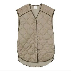 NWT H&M Water-Repellent Vest